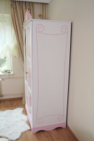 Szafa 2 drzwiowa różowo-biała karoca